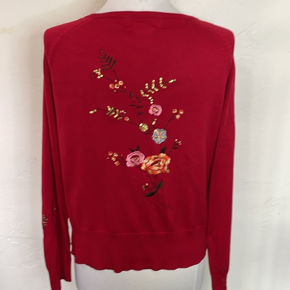 August Silk Knits Red Cartigan Embroidery Sequins Sleeve Back Floral Designs - Picture 7 of 12